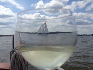 Wine in the Wind, Woodwind in a glass!
