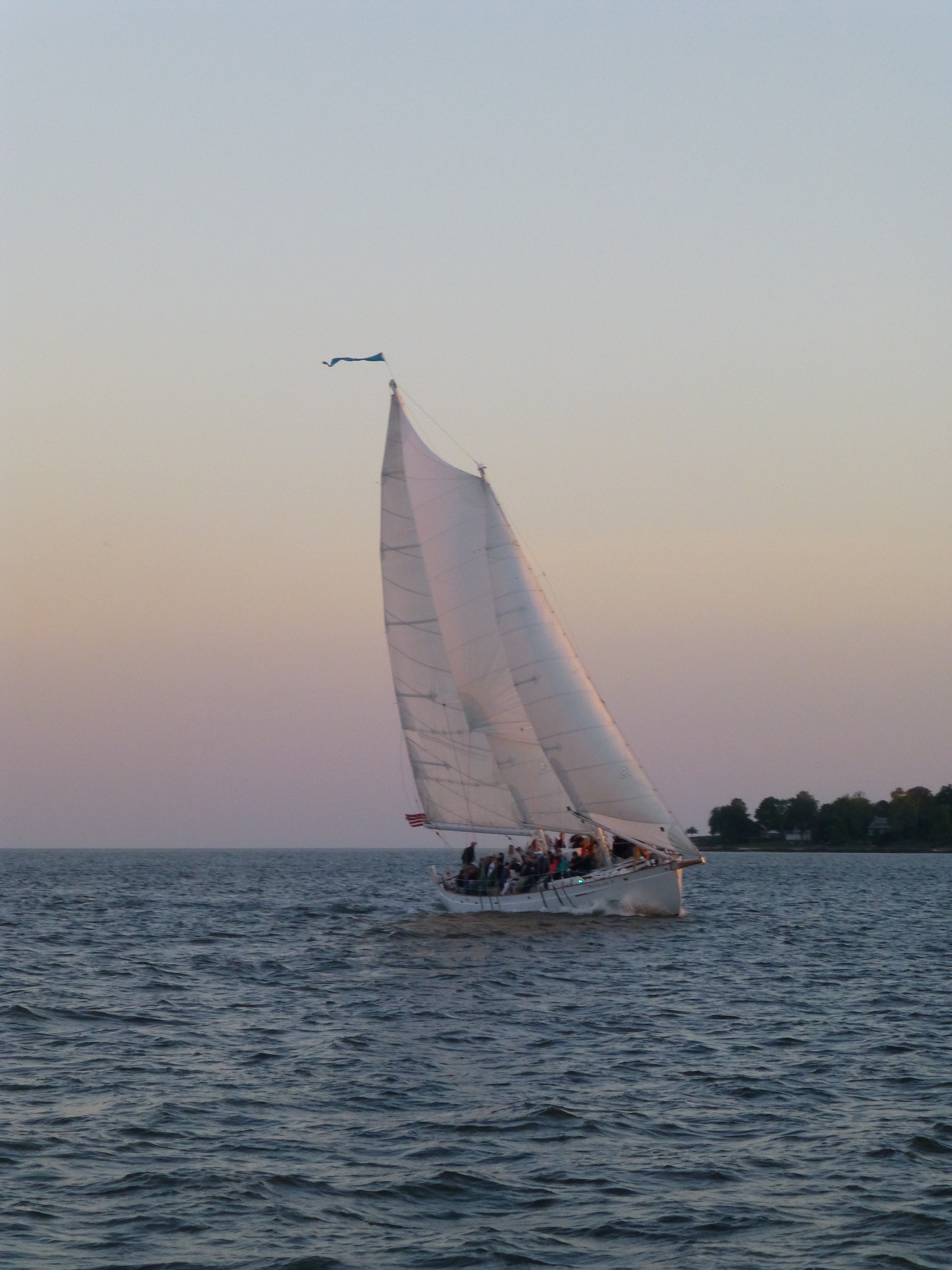 Sailing fast on Sunset Sail