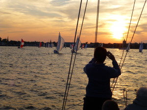 Amazing night of great sailing, friends and photos