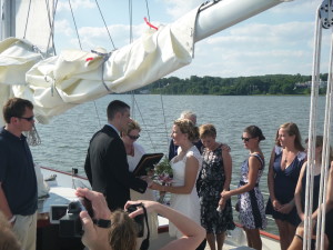 Alex and Sara exchanging vows