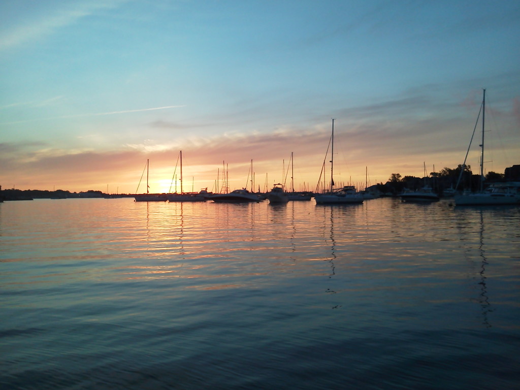 Boat & Breakfast Sunrise! Spectacular!